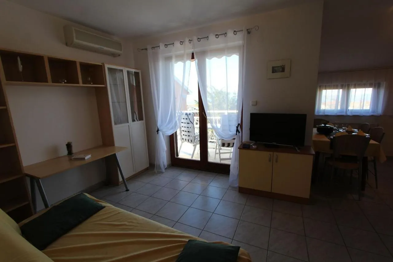 Apartments Valdina Malinska