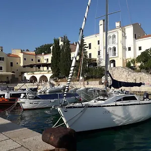 And Haludovo - Ribarsko Selo Malinska