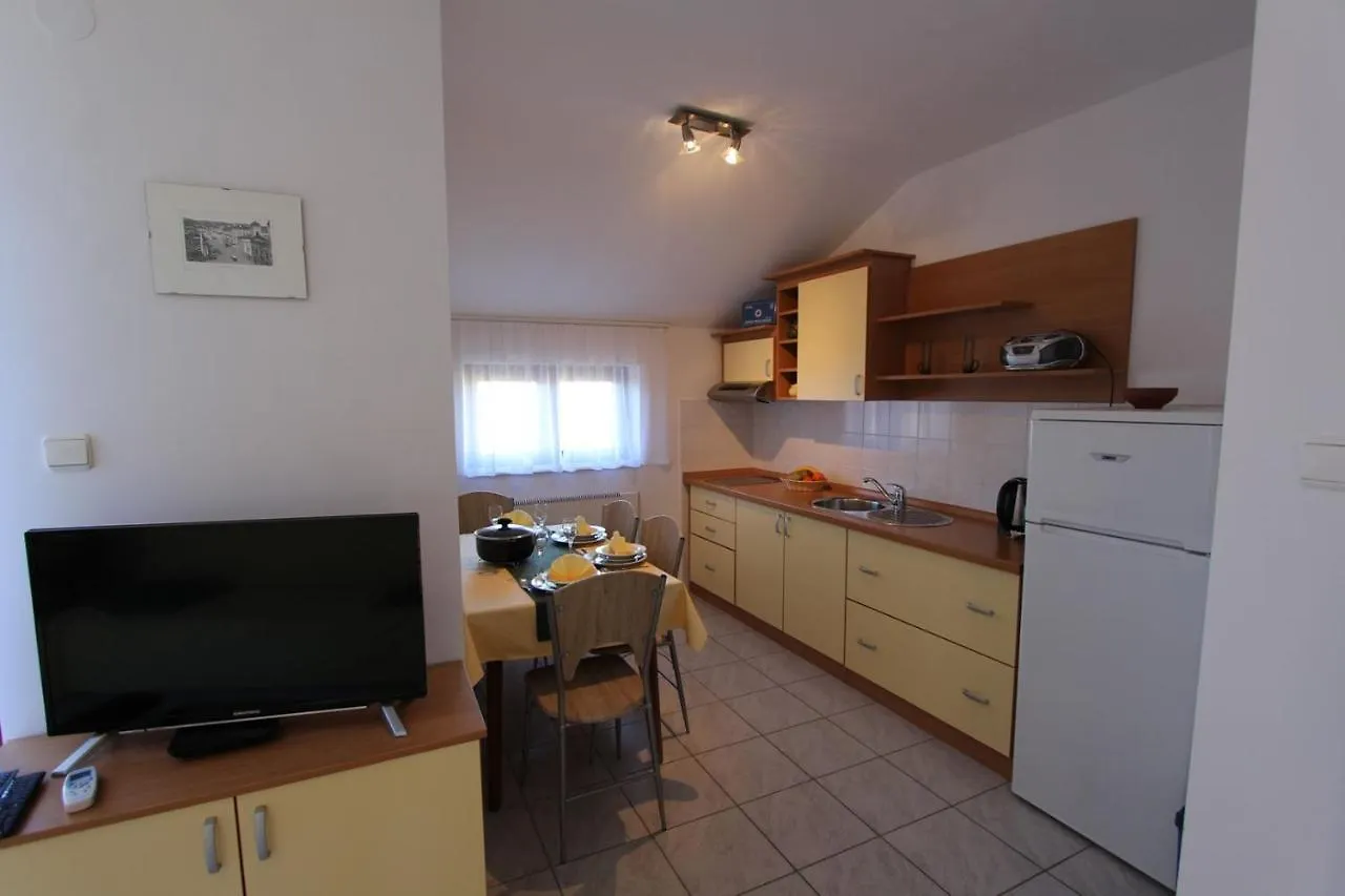 Apartments Valdina Malinska Croatia