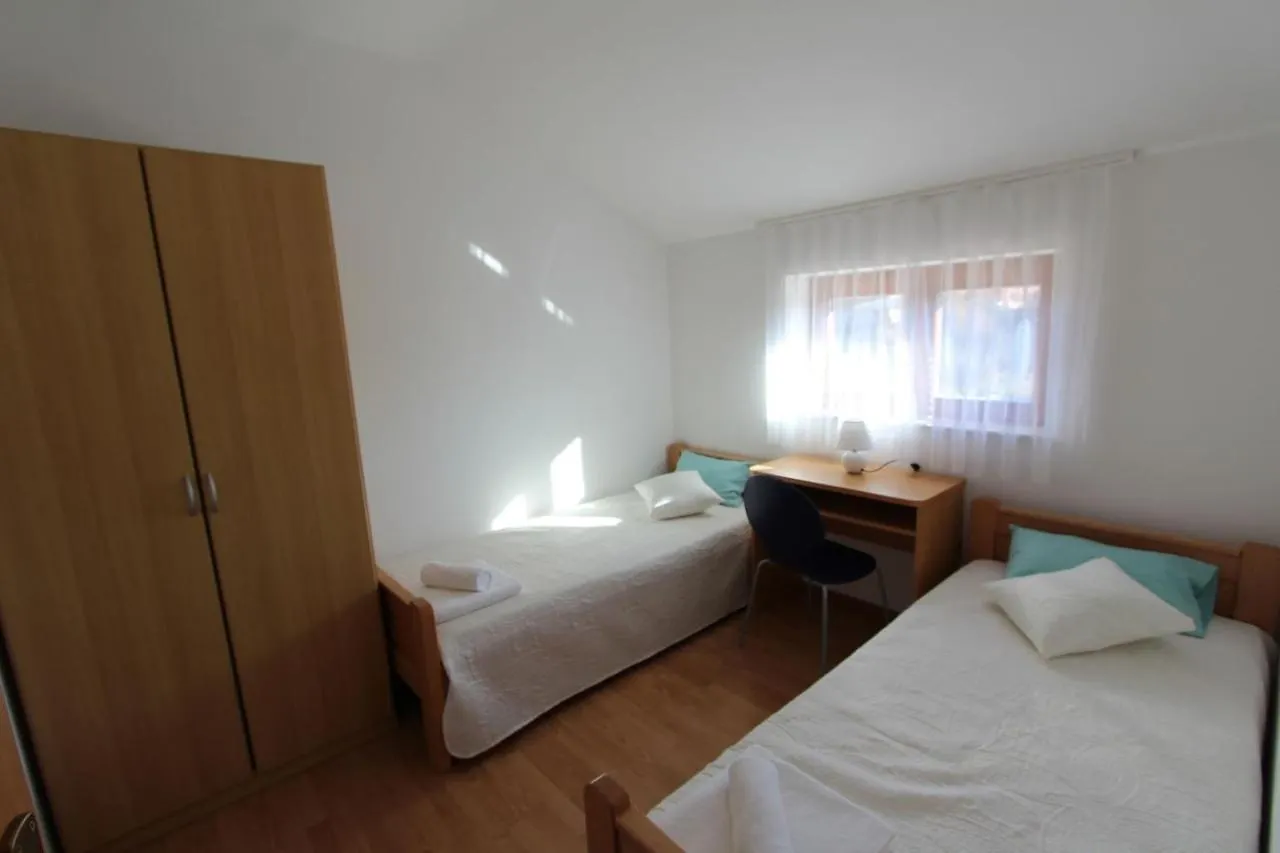 Apartments Valdina Malinska