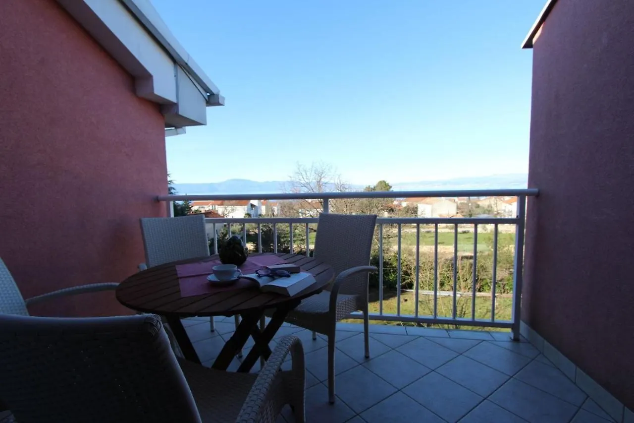Guest house Apartments Valdina Malinska