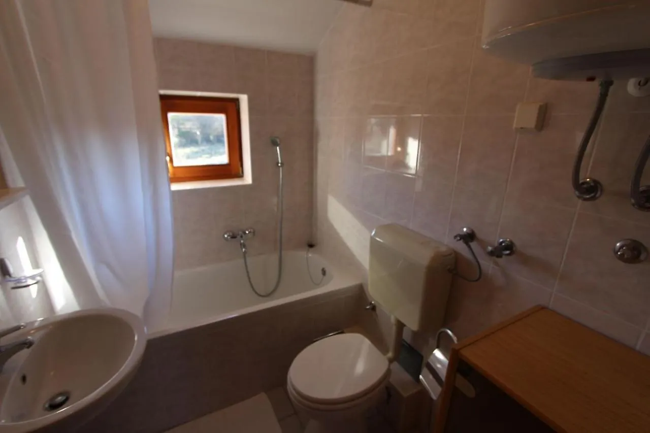 Apartments Valdina Malinska Croatia
